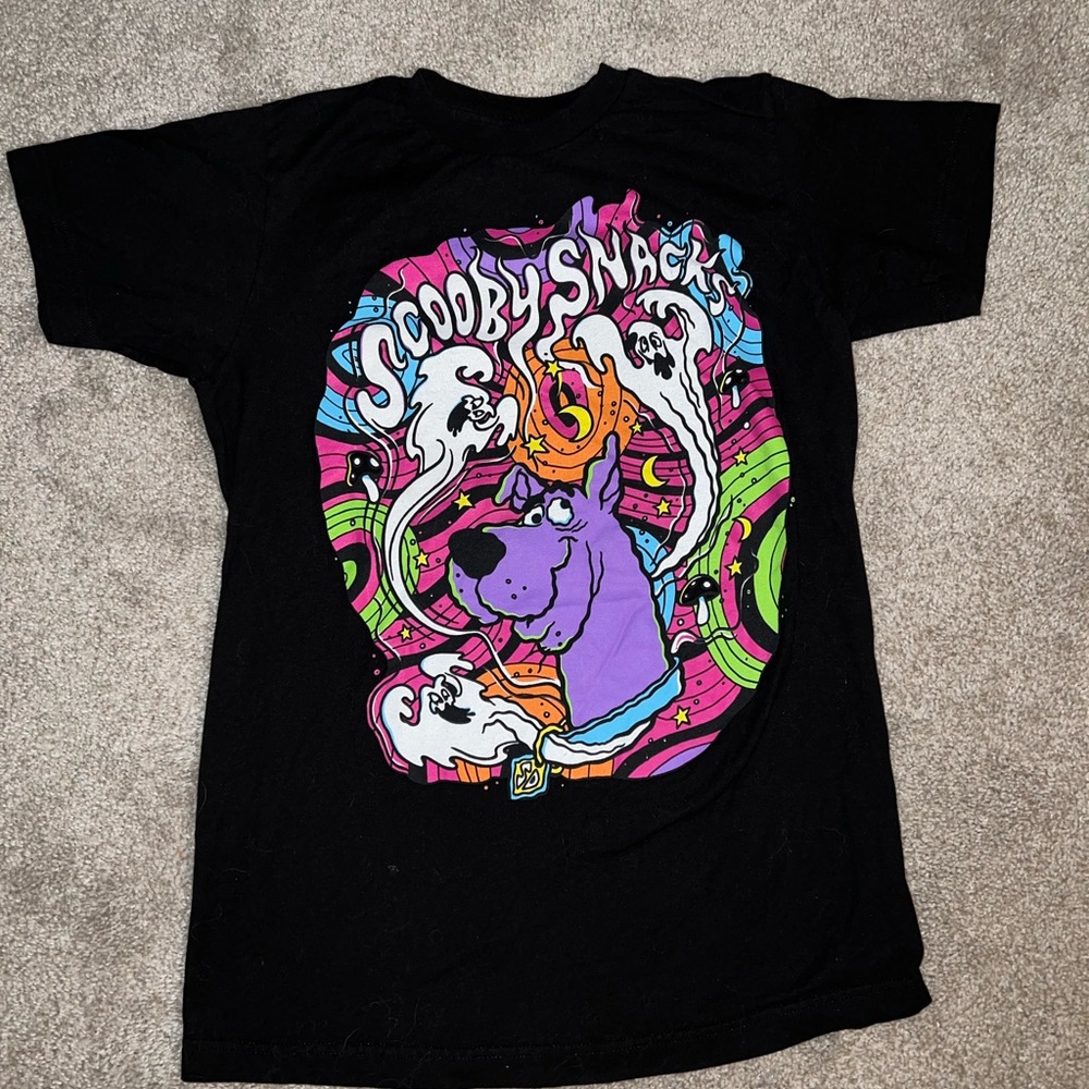 Scooby-Doo, Scooby Snacks like new black size S shirt